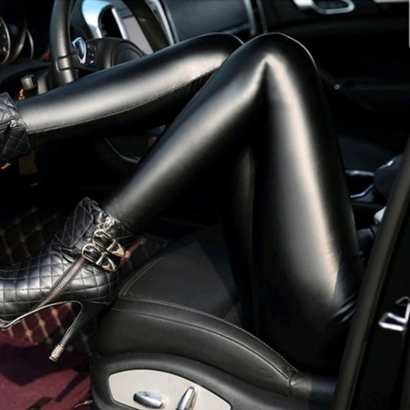 Favorite Faux Leather high waisted leggings - Picture 6 of 6